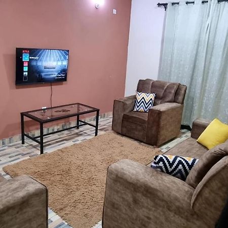 1 Bedroom Fully Furnished Luxurious Apartment Voi Town Luaran gambar