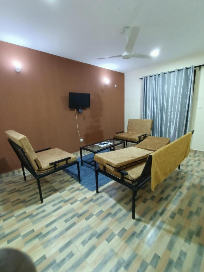 1 Bedroom Fully Furnished Luxurious Apartment Voi Town Luaran gambar