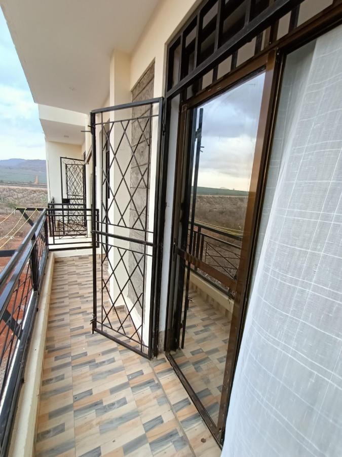 1 Bedroom Fully Furnished Luxurious Apartment Voi Town Luaran gambar